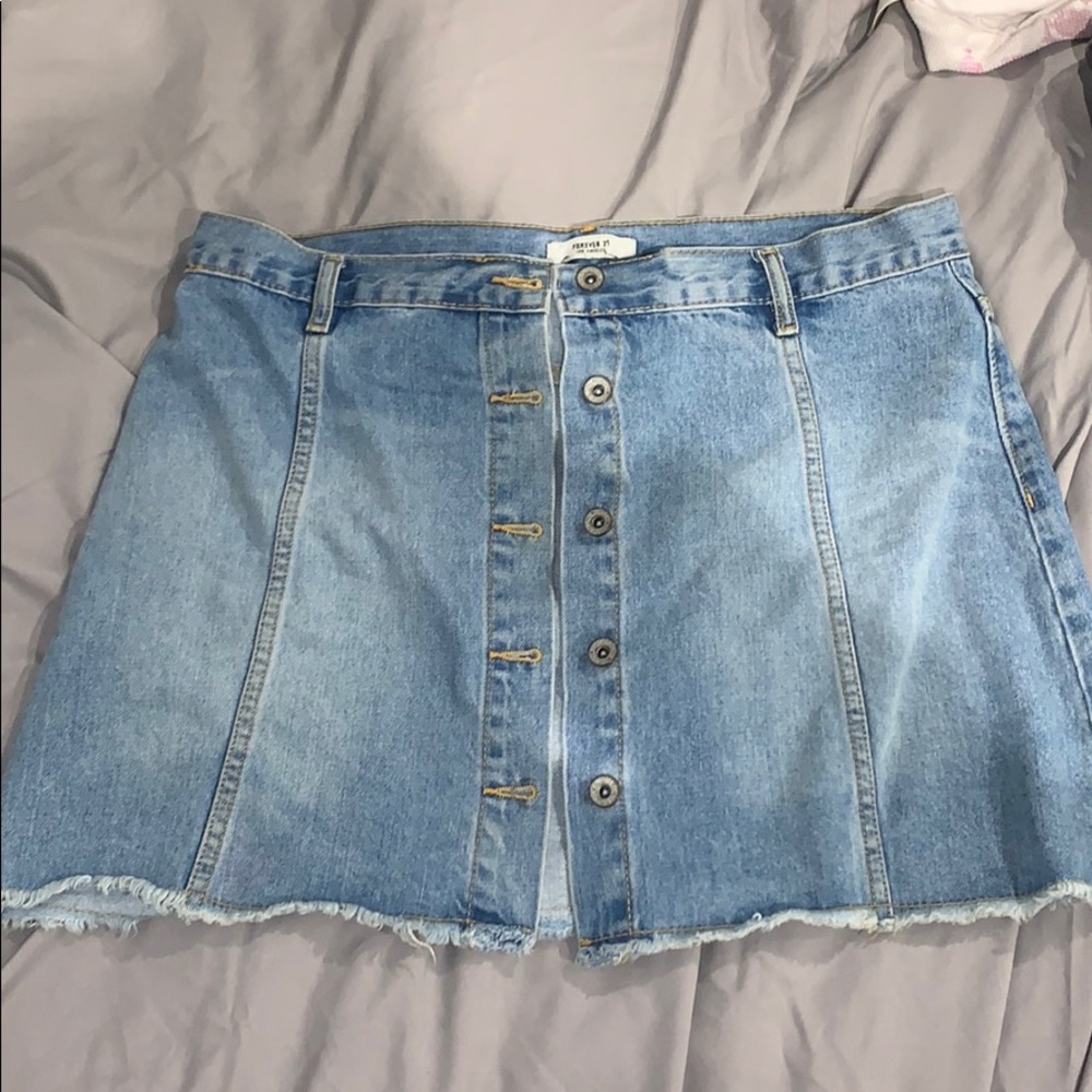 Stylish Button Down Jean Skirt